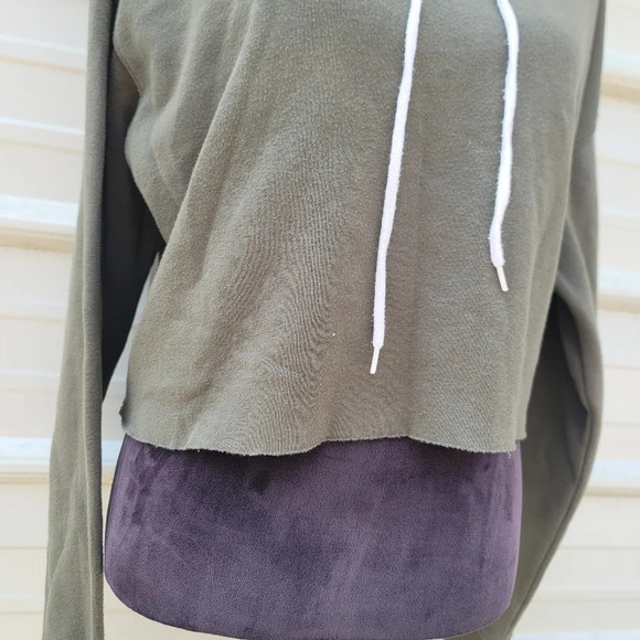 Wild Fable Women's Raw Cropped Hoodie Sweatshirt Top Olive Cotton Sz XL - Picture 8 of 8